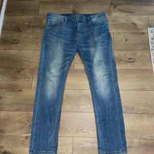 American Eagle jeans!